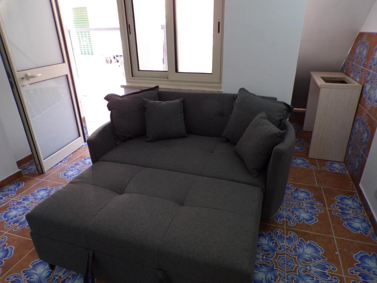 Nuova Aurora Rent Rooms Roccalumera Exterior foto